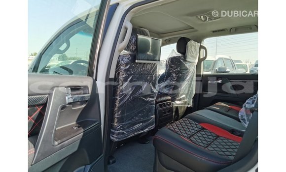Buy Import Toyota Land Cruiser White Car in Import - Dubai in Abia State Buy Import Toyota Land Cruiser White Car in Import - Dubai in Abia State