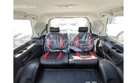 Buy Import Toyota Land Cruiser White Car in Import - Dubai in Abia State Buy Import Toyota Land Cruiser White Car in Import - Dubai in Abia State