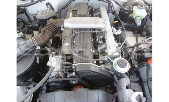 Acheter Import Voiture Toyota Land Cruiser Blanc à Import - Dubai, État d'Abia Acheter Import Voiture Toyota Land Cruiser Blanc à Import - Dubai, État d'Abia