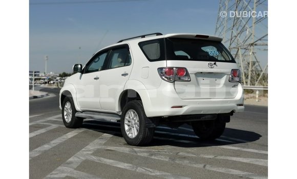 Buy Import Toyota Fortuner White Car in Import - Dubai in Abia State Buy Import Toyota Fortuner White Car in Import - Dubai in Abia State