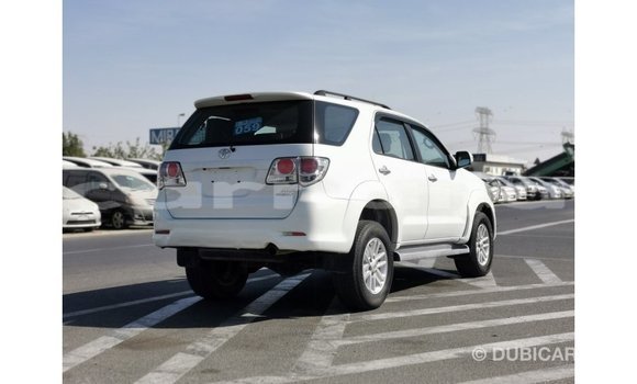 Buy Import Toyota Fortuner White Car in Import - Dubai in Abia State Buy Import Toyota Fortuner White Car in Import - Dubai in Abia State