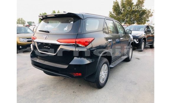 Acheter Import Voiture Toyota Fortuner Noir à Import - Dubai, État d'Abia Acheter Import Voiture Toyota Fortuner Noir à Import - Dubai, État d'Abia