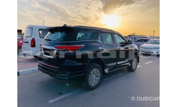 Acheter Import Voiture Toyota Fortuner Noir à Import - Dubai, État d'Abia Acheter Import Voiture Toyota Fortuner Noir à Import - Dubai, État d'Abia