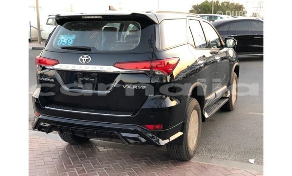 Acheter Import Voiture Toyota Fortuner Noir à Import - Dubai, État d'Abia Acheter Import Voiture Toyota Fortuner Noir à Import - Dubai, État d'Abia