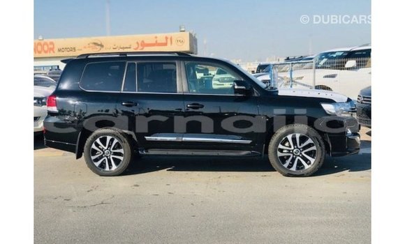 Acheter Import Voiture Toyota Land Cruiser Noir à Import - Dubai, État d'Abia Acheter Import Voiture Toyota Land Cruiser Noir à Import - Dubai, État d'Abia