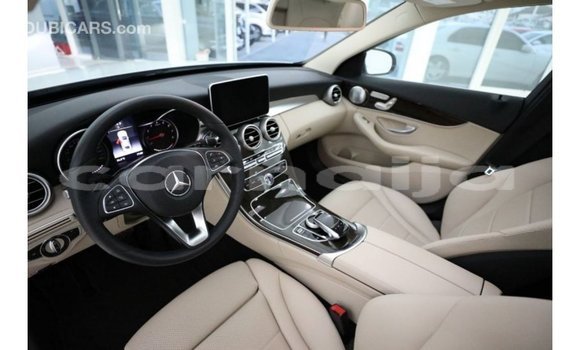 Buy Import Mercedes‒Benz 1117 White Truck in Import - Dubai in Abia State Buy Import Mercedes‒Benz 1117 White Truck in Import - Dubai in Abia State