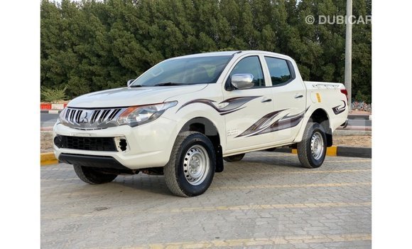 Buy Import Mitsubishi L200 White Car in Import - Dubai in Abia State Buy Import Mitsubishi L200 White Car in Import - Dubai in Abia State