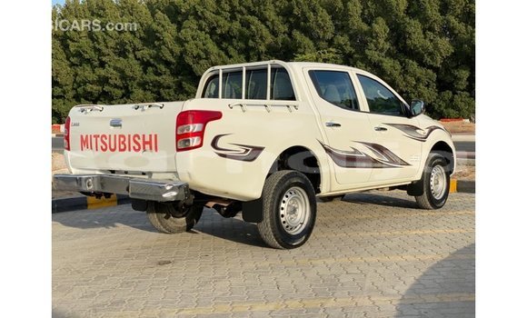 Buy Import Mitsubishi L200 White Car in Import - Dubai in Abia State Buy Import Mitsubishi L200 White Car in Import - Dubai in Abia State