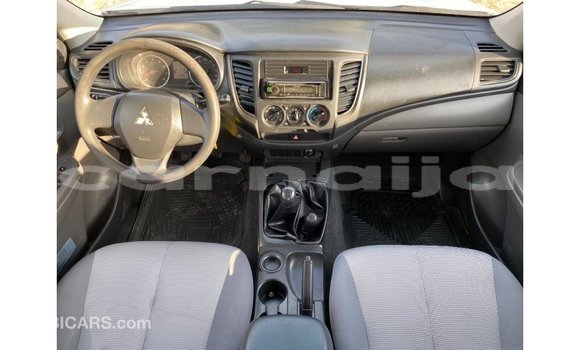Buy Import Mitsubishi L200 White Car in Import - Dubai in Abia State Buy Import Mitsubishi L200 White Car in Import - Dubai in Abia State