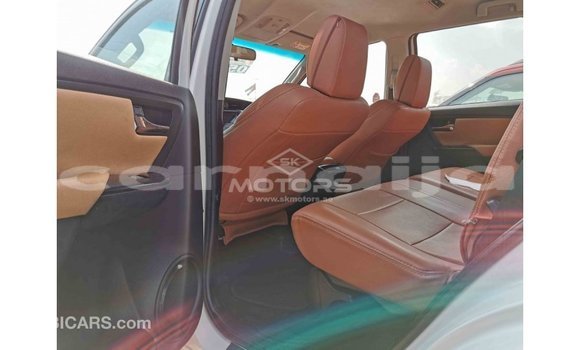 Acheter Import Voiture Toyota Fortuner Blanc à Import - Dubai, État d'Abia Acheter Import Voiture Toyota Fortuner Blanc à Import - Dubai, État d'Abia