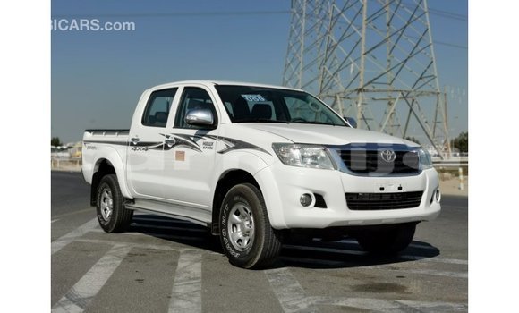 Buy Import Toyota Hilux White Car in Import - Dubai in Abia State Buy Import Toyota Hilux White Car in Import - Dubai in Abia State