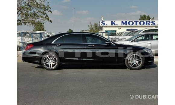 Acheter Import Utilitaire Mercedes‒Benz 1117 Noir à Import - Dubai, État d'Abia Acheter Import Utilitaire Mercedes‒Benz 1117 Noir à Import - Dubai, État d'Abia