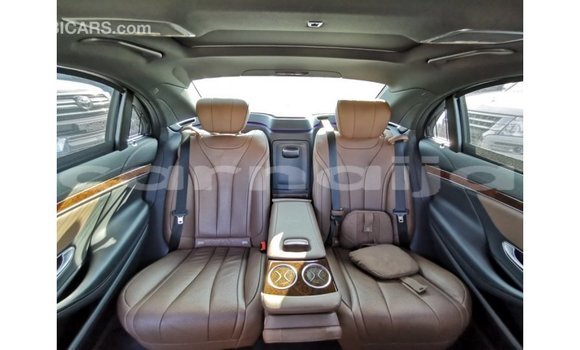 Acheter Import Utilitaire Mercedes‒Benz 1117 Noir à Import - Dubai, État d'Abia Acheter Import Utilitaire Mercedes‒Benz 1117 Noir à Import - Dubai, État d'Abia