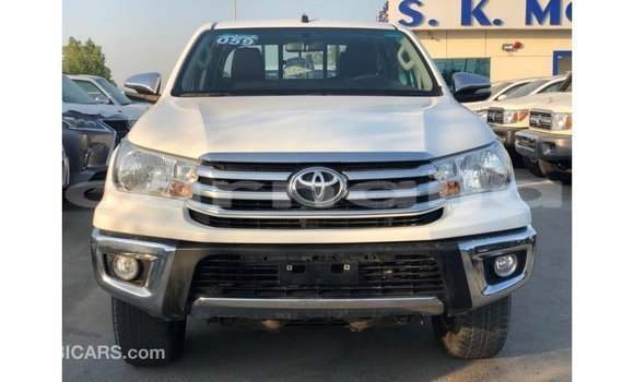 Buy Import Toyota Hilux White Car in Import - Dubai in Abia State Buy Import Toyota Hilux White Car in Import - Dubai in Abia State