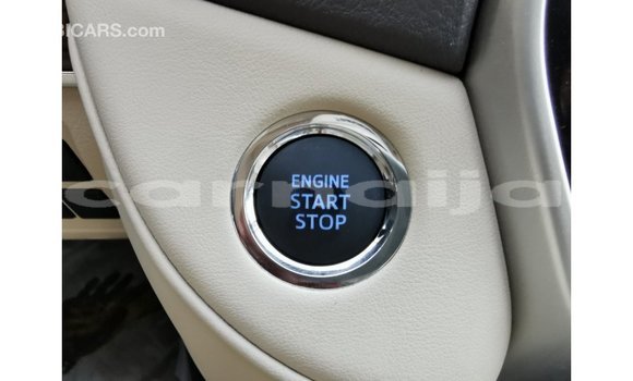 Acheter Import Voiture Toyota Land Cruiser Blanc à Import - Dubai, État d'Abia Acheter Import Voiture Toyota Land Cruiser Blanc à Import - Dubai, État d'Abia