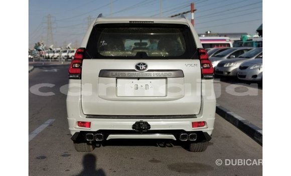 Acheter Import Voiture Toyota Prado Blanc à Import - Dubai, État d'Abia Acheter Import Voiture Toyota Prado Blanc à Import - Dubai, État d'Abia