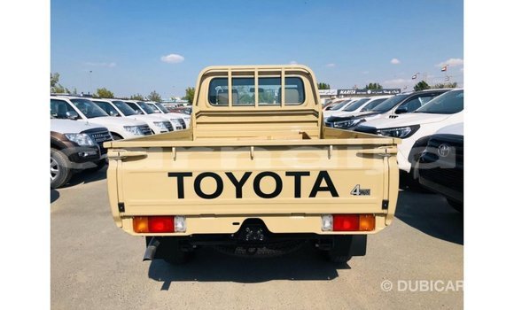 Buy Import Toyota Land Cruiser Beige Car in Import - Dubai in Abia State Buy Import Toyota Land Cruiser Beige Car in Import - Dubai in Abia State