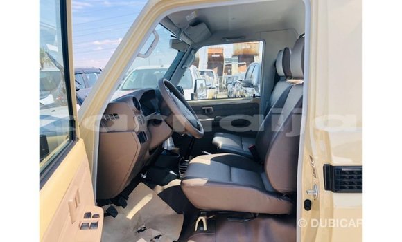 Buy Import Toyota Land Cruiser Beige Car in Import - Dubai in Abia State Buy Import Toyota Land Cruiser Beige Car in Import - Dubai in Abia State