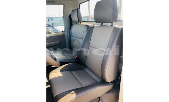 Buy Import Toyota Land Cruiser Beige Car in Import - Dubai in Abia State Buy Import Toyota Land Cruiser Beige Car in Import - Dubai in Abia State