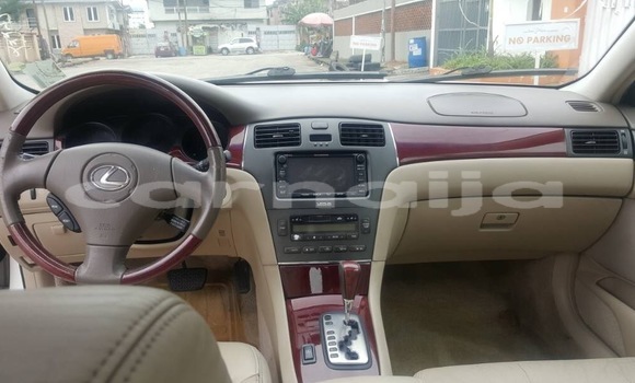 Buy New Lexus ES White Car in Ikeja in Lagos State Buy New Lexus ES White Car in Ikeja in Lagos State