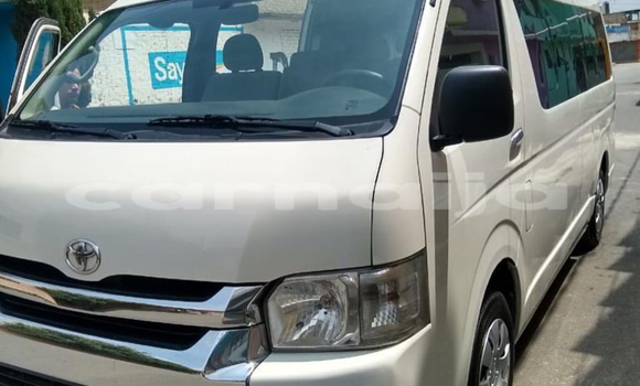 Acheter Neuf Voiture Toyota Hiace Blanc à Ikeja, État de Lagos
