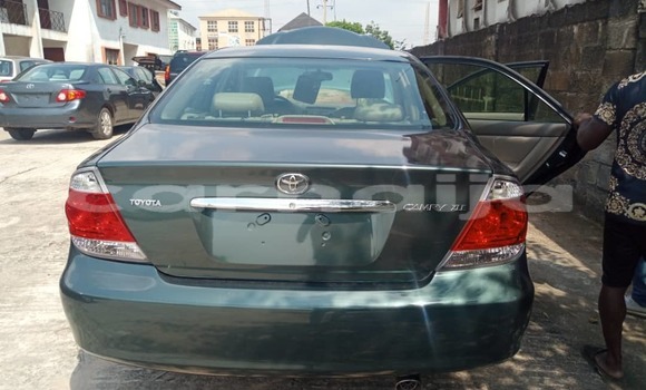 Acheter Neuf Voiture Toyota Camry Vert à Ikeja, État de Lagos Acheter Neuf Voiture Toyota Camry Vert à Ikeja, État de Lagos