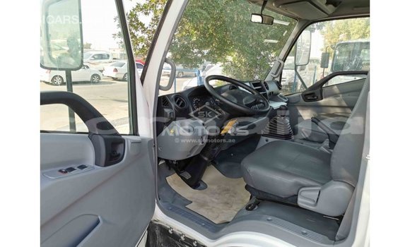 Acheter Import Utilitaire Hino 300 Series Blanc à Import - Dubai, État d'Abia Acheter Import Utilitaire Hino 300 Series Blanc à Import - Dubai, État d'Abia