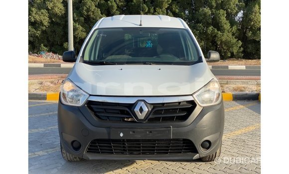 Buy Import Renault 6 White Car in Import - Dubai in Abia State Buy Import Renault 6 White Car in Import - Dubai in Abia State