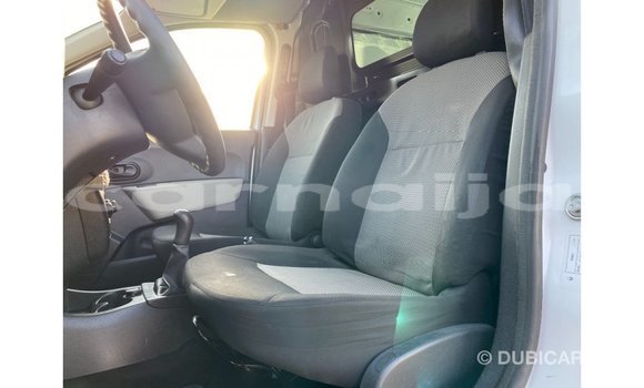 Buy Import Renault 6 White Car in Import - Dubai in Abia State Buy Import Renault 6 White Car in Import - Dubai in Abia State