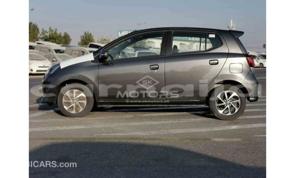 Buy Import Toyota HiAce Other Truck in Import - Dubai in Abia State Buy Import Toyota HiAce Other Truck in Import - Dubai in Abia State