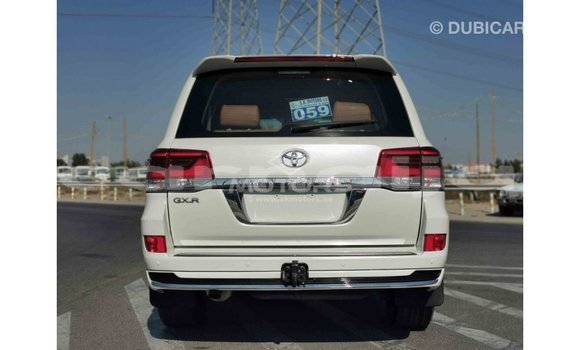 Buy Import Toyota Land Cruiser White Car in Import - Dubai in Abia State Buy Import Toyota Land Cruiser White Car in Import - Dubai in Abia State
