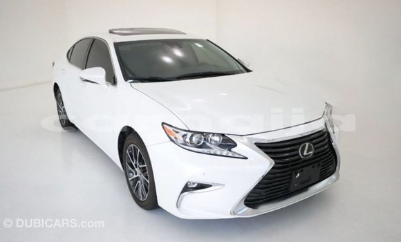 Buy Import Lexus ES White Car in Import - Dubai in Abia State Buy Import Lexus ES White Car in Import - Dubai in Abia State