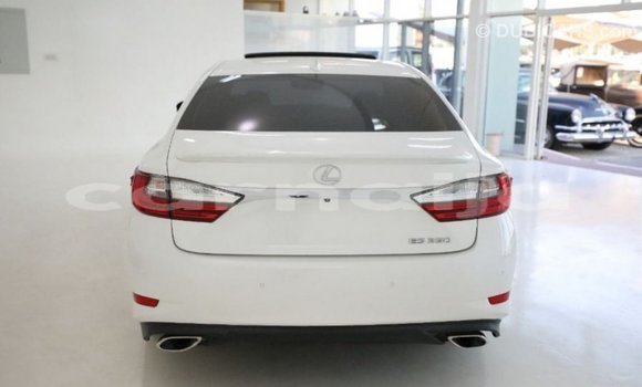 Buy Import Lexus ES White Car in Import - Dubai in Abia State Buy Import Lexus ES White Car in Import - Dubai in Abia State