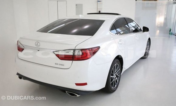 Buy Import Lexus ES White Car in Import - Dubai in Abia State Buy Import Lexus ES White Car in Import - Dubai in Abia State