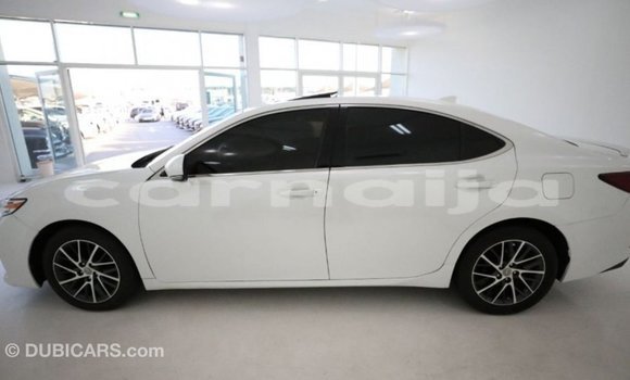 Buy Import Lexus ES White Car in Import - Dubai in Abia State Buy Import Lexus ES White Car in Import - Dubai in Abia State