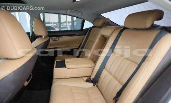 Buy Import Lexus ES White Car in Import - Dubai in Abia State Buy Import Lexus ES White Car in Import - Dubai in Abia State
