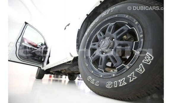 Buy Import Toyota Tundra White Car in Import - Dubai in Abia State Buy Import Toyota Tundra White Car in Import - Dubai in Abia State