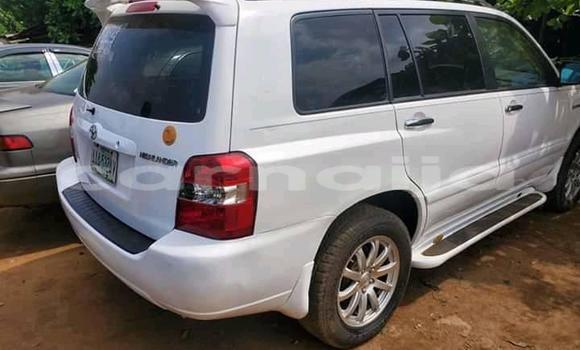 Buy Used Toyota Highlander White Car in Lagos in Lagos State Buy Used Toyota Highlander White Car in Lagos in Lagos State