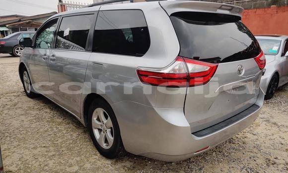 Buy Used Toyota Sienna Other Car in Lagos in Lagos State Buy Used Toyota Sienna Other Car in Lagos in Lagos State