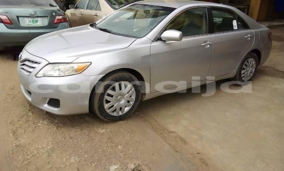 Acheter Occasion Voiture Toyota Camry Gris à Lagos, État de Lagos