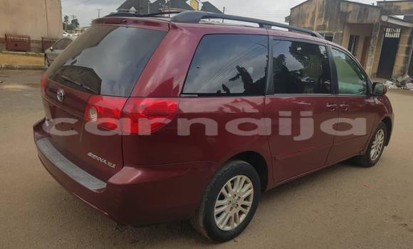 Buy Used Toyota Sienna Red Car in Aba in Abia State