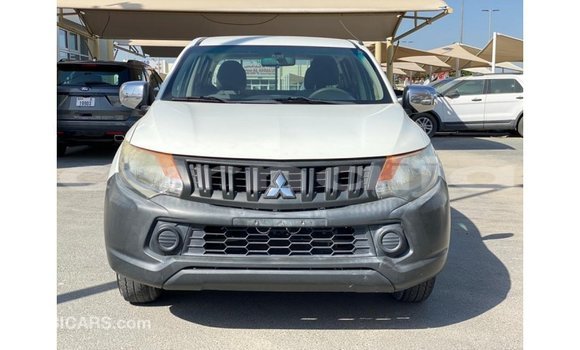 Buy Import Mitsubishi L200 White Car in Import - Dubai in Abia State Buy Import Mitsubishi L200 White Car in Import - Dubai in Abia State