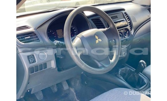 Buy Import Mitsubishi L200 White Car in Import - Dubai in Abia State Buy Import Mitsubishi L200 White Car in Import - Dubai in Abia State