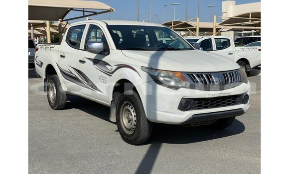 Buy Import Mitsubishi L200 White Car in Import - Dubai in Abia State Buy Import Mitsubishi L200 White Car in Import - Dubai in Abia State