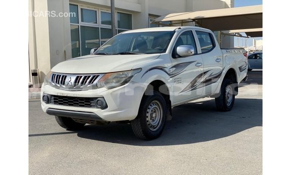Buy Import Mitsubishi L200 White Car in Import - Dubai in Abia State Buy Import Mitsubishi L200 White Car in Import - Dubai in Abia State