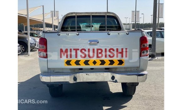 Buy Import Mitsubishi L200 White Car in Import - Dubai in Abia State Buy Import Mitsubishi L200 White Car in Import - Dubai in Abia State