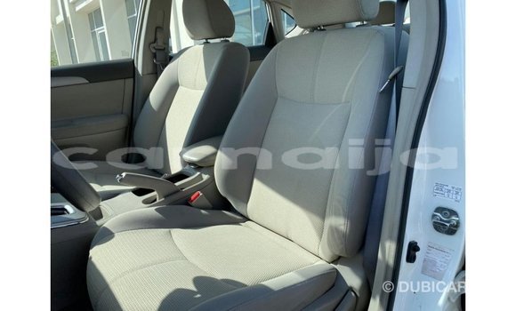 Buy Import Nissan Sentra White Car in Import - Dubai in Abia State Buy Import Nissan Sentra White Car in Import - Dubai in Abia State