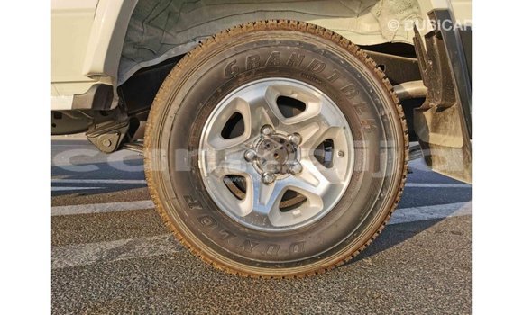 Buy Import Toyota Land Cruiser White Car in Import - Dubai in Abia State Buy Import Toyota Land Cruiser White Car in Import - Dubai in Abia State