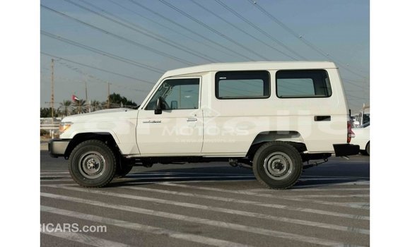 Acheter Import Voiture Toyota Land Cruiser Blanc à Import - Dubai, État d'Abia Acheter Import Voiture Toyota Land Cruiser Blanc à Import - Dubai, État d'Abia