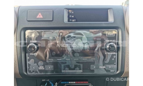 Acheter Import Voiture Toyota Land Cruiser Blanc à Import - Dubai, État d'Abia Acheter Import Voiture Toyota Land Cruiser Blanc à Import - Dubai, État d'Abia